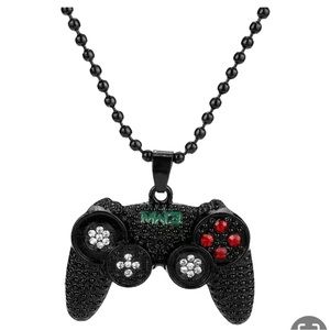 🆕 Unisex Gamer Control Necklace.